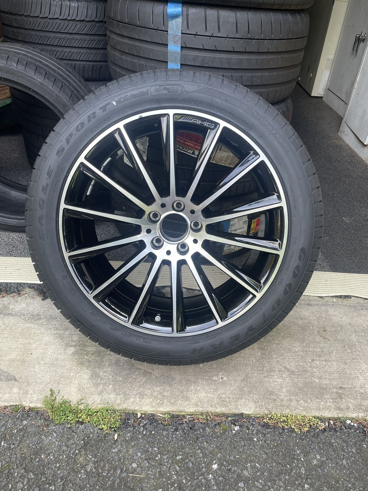 Brand New Mercedes AMG 20 Inch Rim And Tire ( One Wheel)