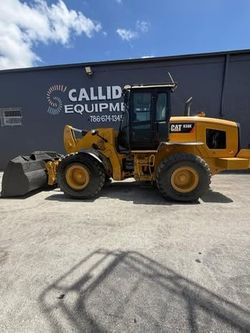 2015 CAT 938K Wheel Loader AC Quick Coupler