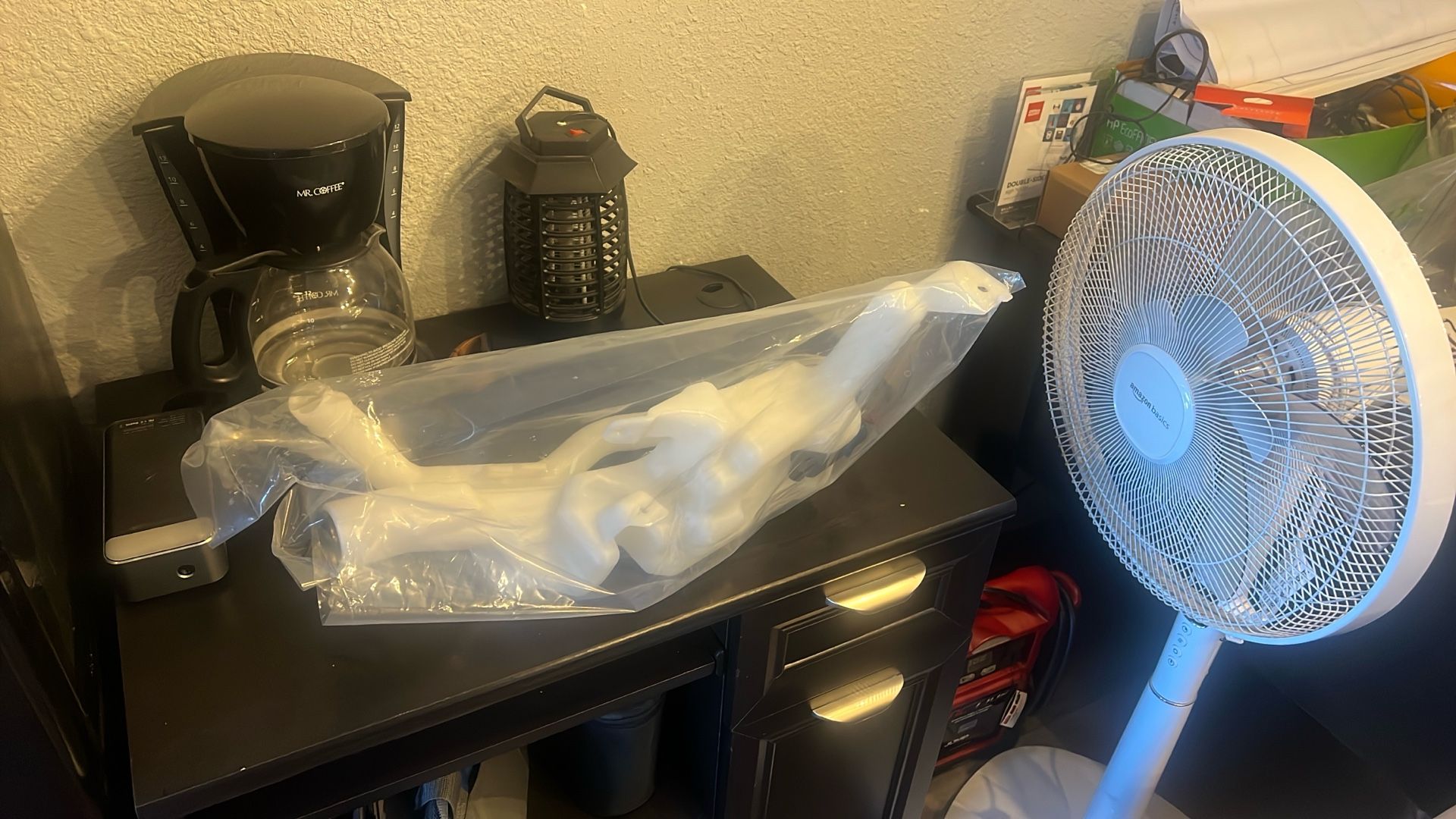Honda Civic windshield reservoir tank