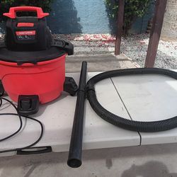 Like New Craftsman 6 gal.corded Wet/Dry Vacuums 7.5 amps 120 V 3.5 H.P