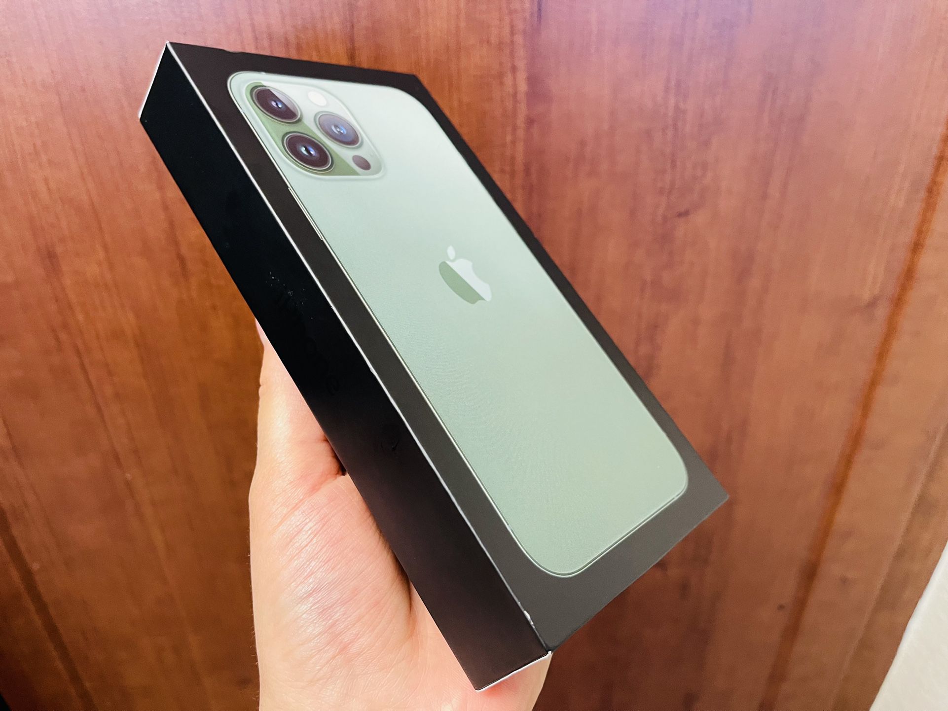 New Sealed Apple iPhone 13 Pro Max 256GB GREEN Color Factory Unlocked For  All Carries - FIRM PRICE for Sale in Anaheim, CA - OfferUp