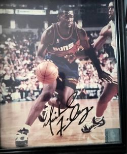 Michael Finley Autographed 8x10 Photo – Framed NBA Memorabilia