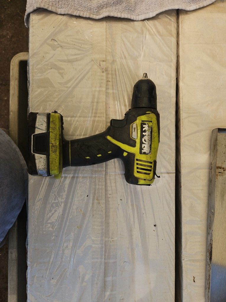 12v Ryobi 3/8 Drill