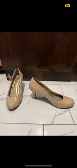  Title: Comfort Plus by Predictions Nude Pumps - Size 8  Description: These elegant nude pumps from Comfort Plus by Predictions are perfect for both f