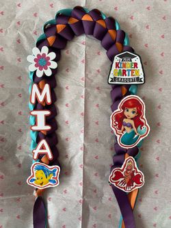 Graduation leis