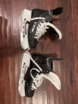 CCM SuperTacks 9350 Skates 10D