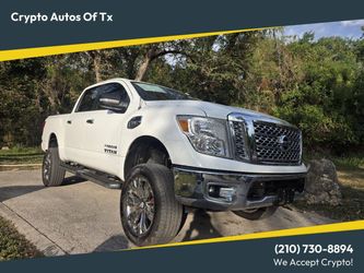 2017 Nissan TITAN