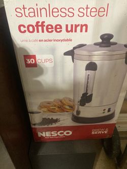 Coffee urn