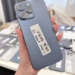15 Pro Max ATT Or Cricket Only 256gb