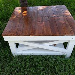 Rustic farmhouse style coffee table