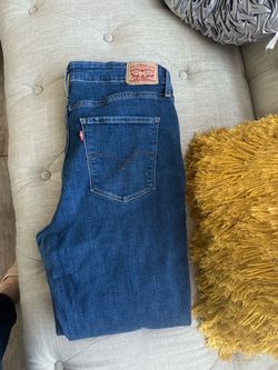 Woman Levi’s jeans size 32x30