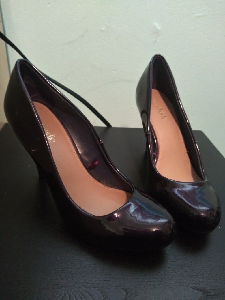 Charming Charlie Size 9 Heel