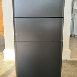 Metal Filing Cabinet 3 Drawers