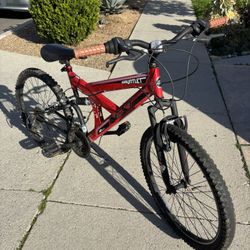 NEXT 24-inch Boys Gauntlet Bike