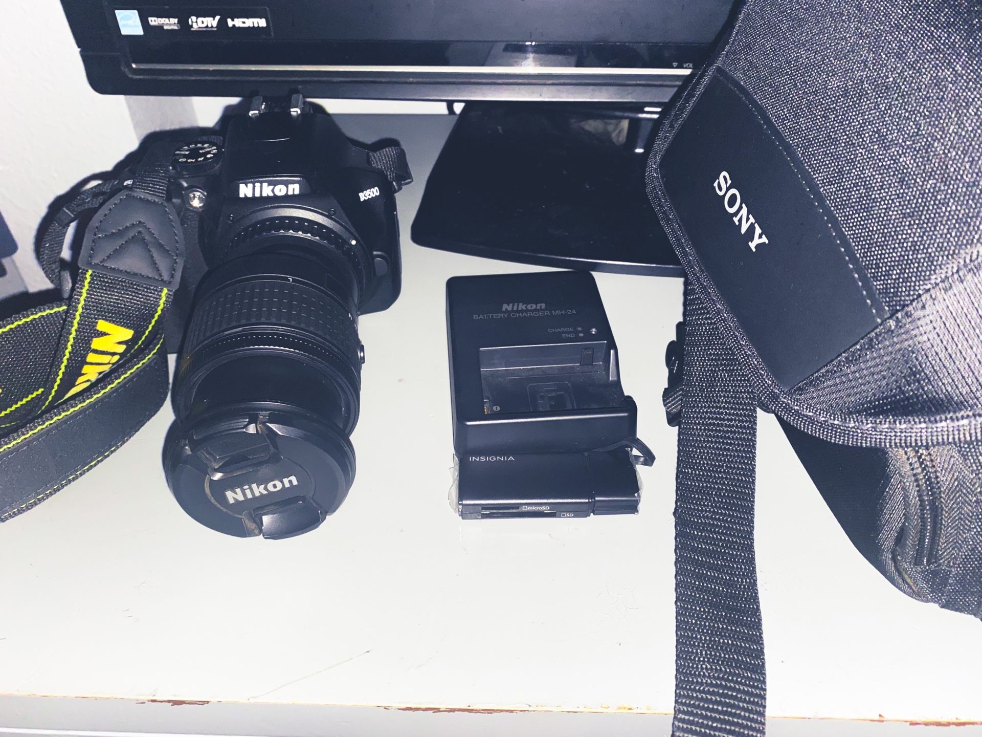 DSLR Nikon D3500 Camera