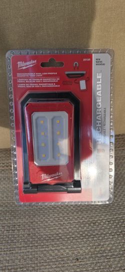 Milwaukee Light New 60$