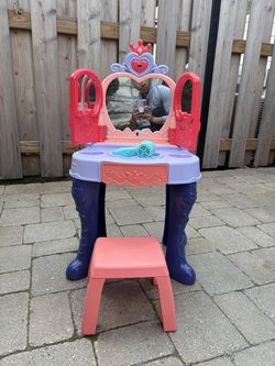 Toddler play vanity with stool and accessories