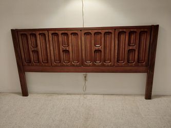Free king size wood headboard