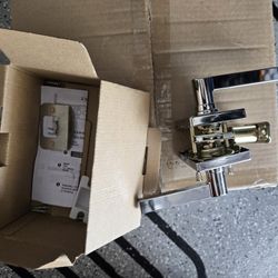 Door Handles. No Key Ne Needed. 14 Available 