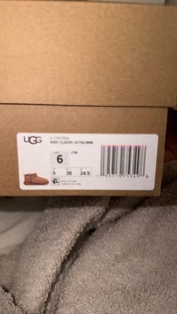 Size 6 ultra mini uggs