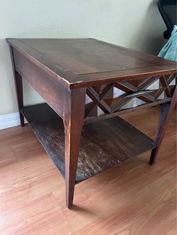 End / side table