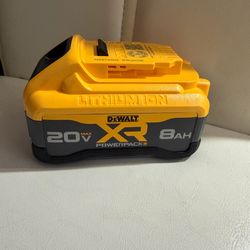 Dewalt 8 ah battery brand new