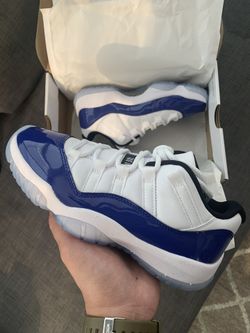 Jordan 11 white concord