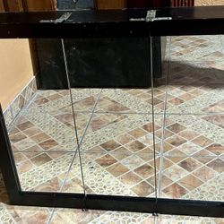 surfaced mount medicine cabinet 36’