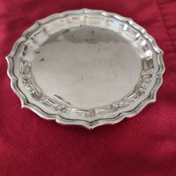 
E.G. WEBSTER & SON Silver Plated 6" Dish.