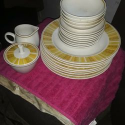 1950s ANTIQUE  FRANCISCAN WHITE STONE WARE SET