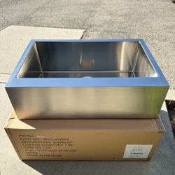 Kitchen Sink Farmhouse