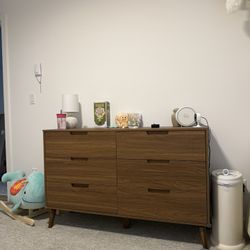 6- Drawer Dresser