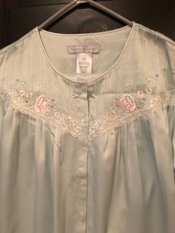 NEW! Women’s Sleepwear Set