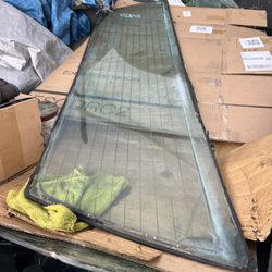78 Cutlass Back Glass 