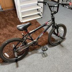 Hyper BMX Bike