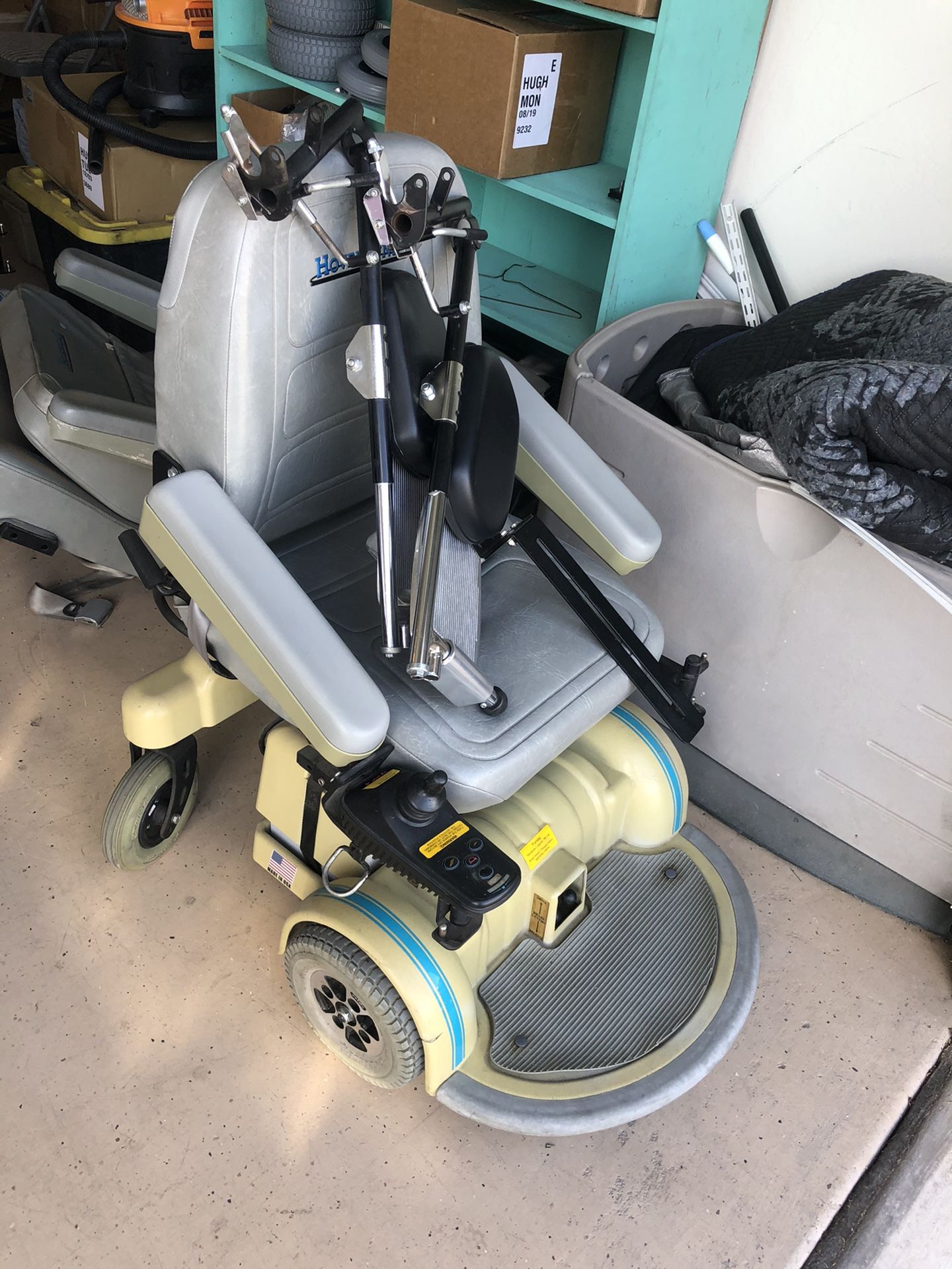 HOVEROUND MPV4 POWERED WHEEL CHAIR / SCOOTER