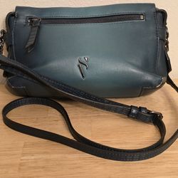Vera Wang small crossbody Purse, dark teal color