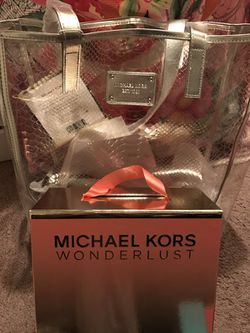 Michael Kors Wonderlust gift set