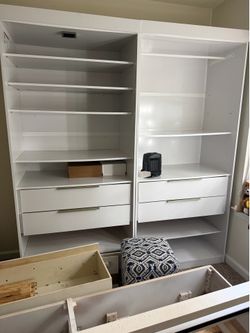 Closet storage