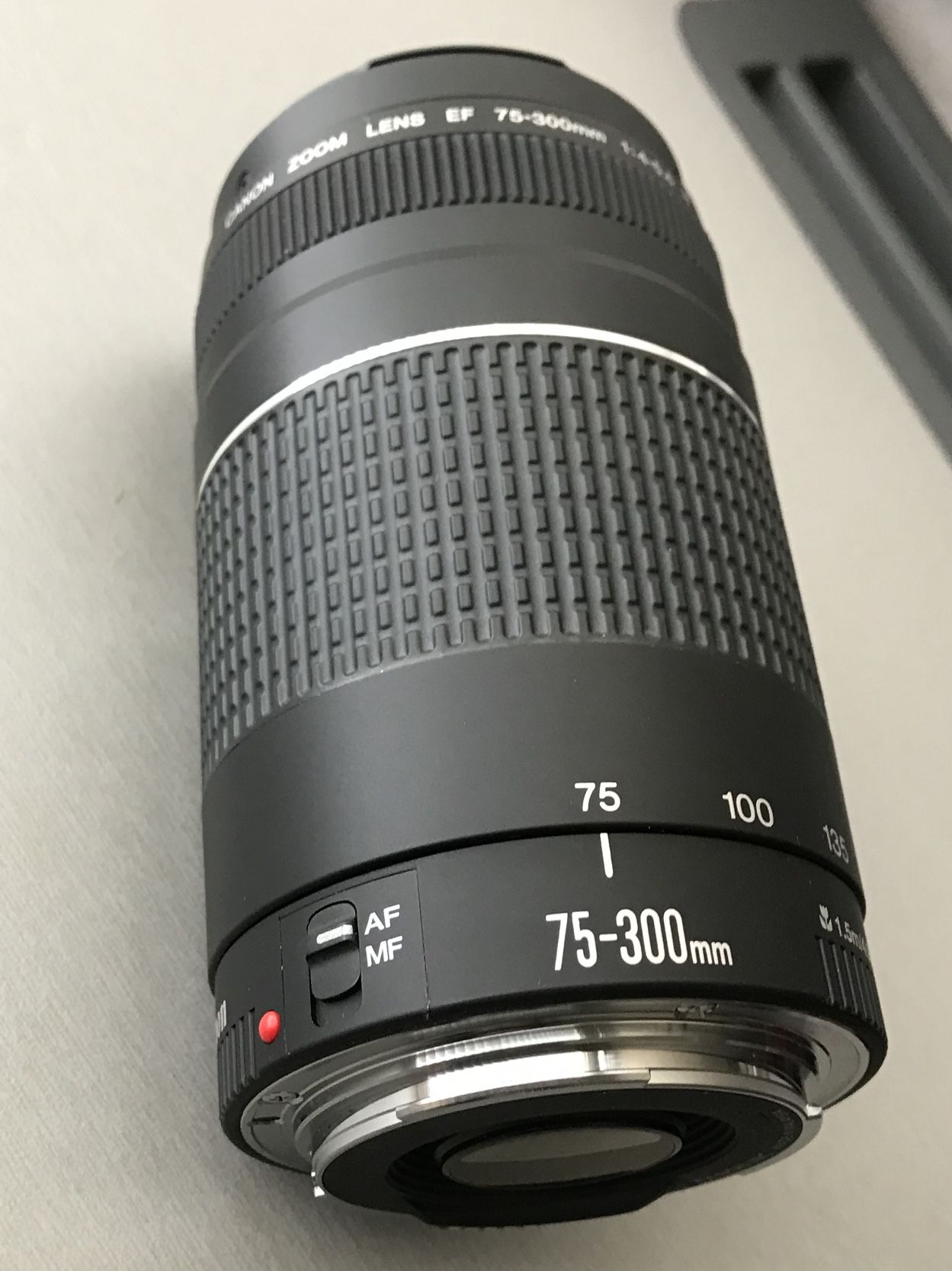 Canon Ef 75 300mm F 4 5 6 Iii Autofocus Telephoto Zoom Lens For Sale In San Antonio Tx Offerup