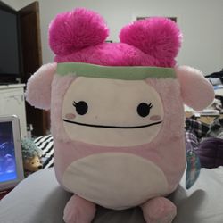 New. Squishmallow. Zyan. Bigfoot.