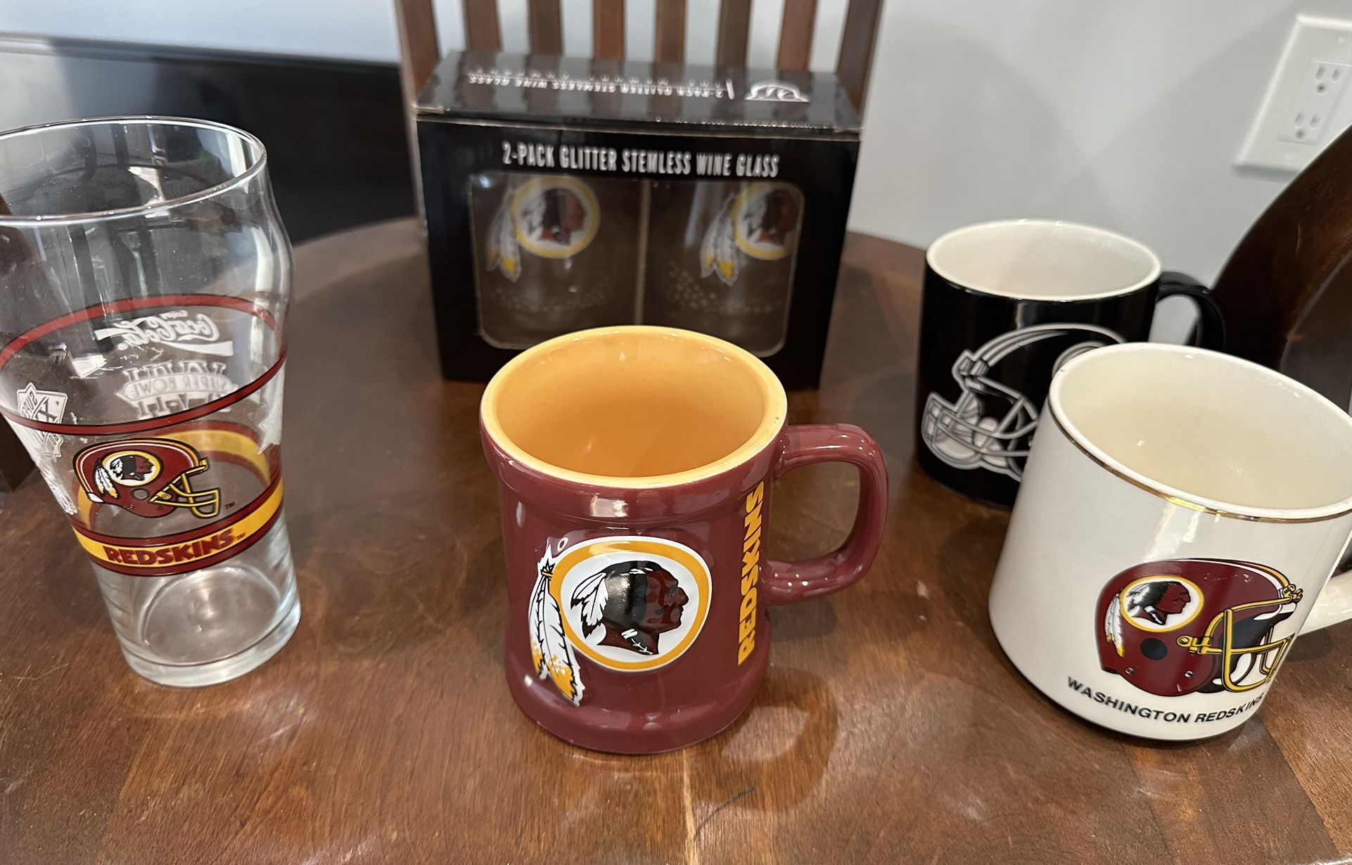 Rare Collection Of Vintage NFL Redskins Mugs And Glasses!