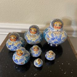 7 Piece Set Russian Hand Painted Nesting Dolls