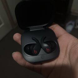 Beats Fit Pro NEVER USED‼️