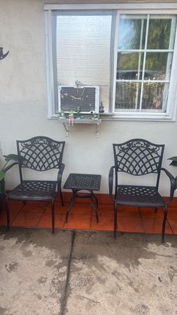 Aluminum patio set