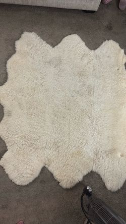 Sheep skin rug