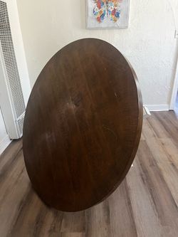 Round table $100