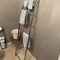 Towel Rack - Leans Again Wall
