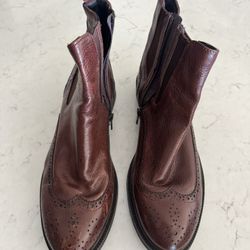 Jeffrey Campbell Size 10 Women's Edmone Brogue Chelsea Booties