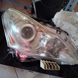 g37 Infiniti HeadLights